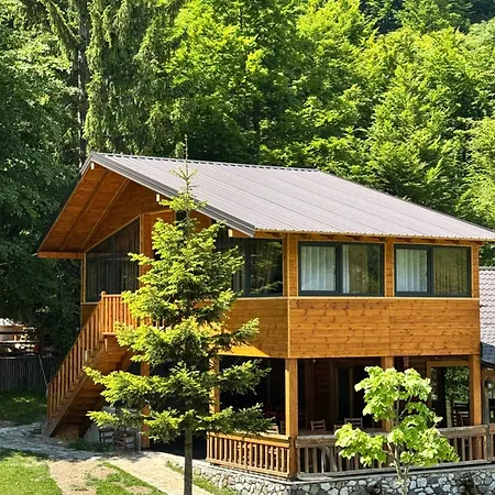 Nocleg ze śniadaniem Krojet E Rrogamit