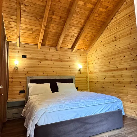 Krojet E Rrogamit فندق مبيت وإفطار فالبني