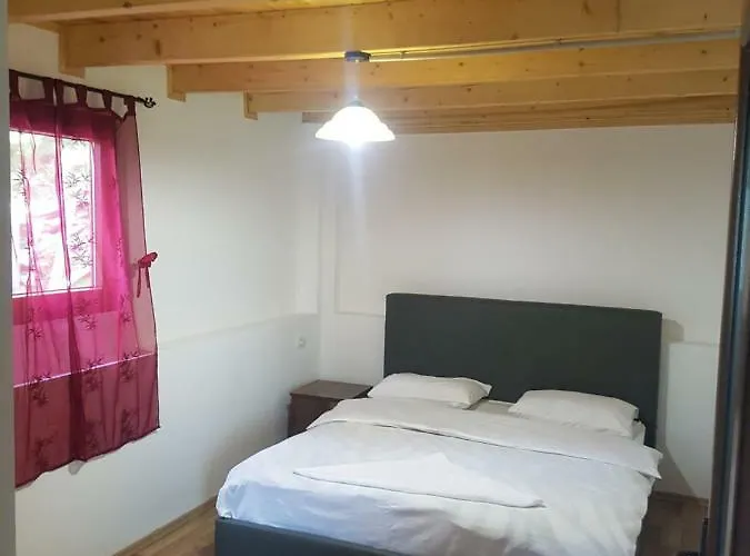 B&B Krojet E Rrogamit 3*